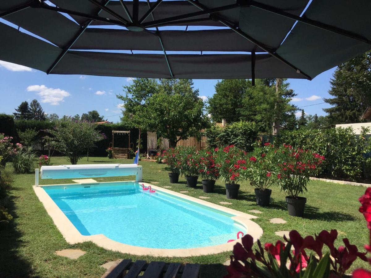 Les Tignoliers Bed & Breakfast Tignieu-Jameyzieu Exterior photo